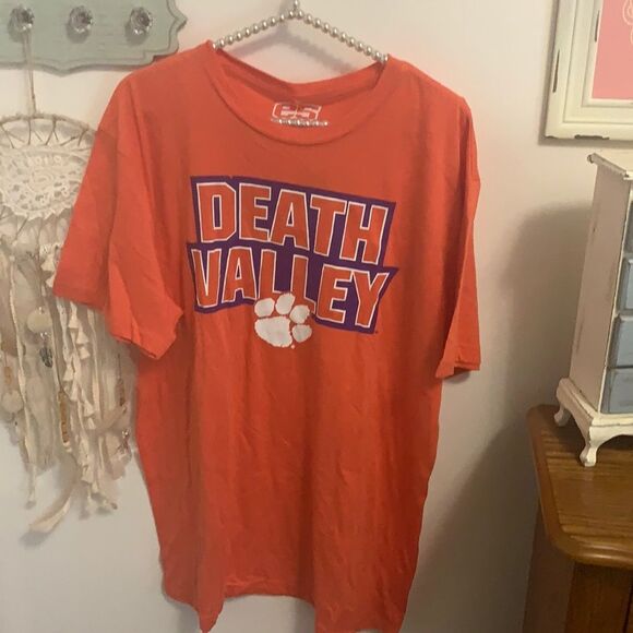 Clemson tshirt NWT size xlarge - Picture 1 of 4